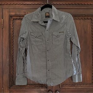 Women’s Black and White Striped Western Shirt. CIVILIANAIRE